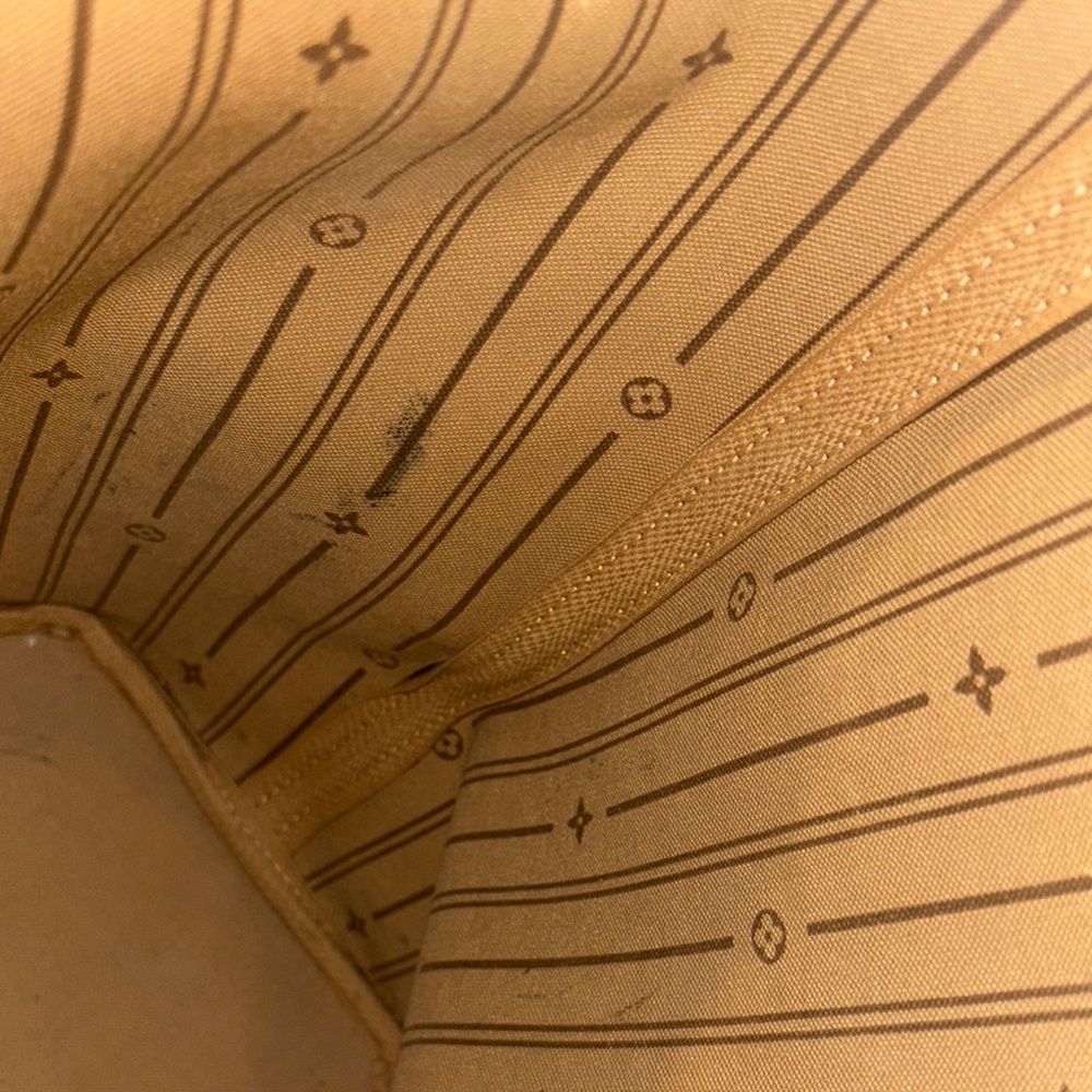 Louis Vuitton Neverfull GM - Picture 9 of 11